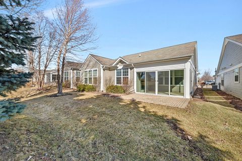 Tiny photo for 717 Pleasant Drive, Shorewood, IL 60404 (MLS # 12566562)