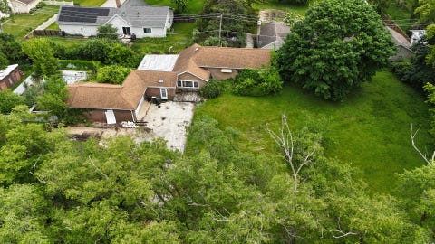 Photo of 1015 S Ridge Avenue, Arlington Heights, IL 60005 (MLS # 12687822)