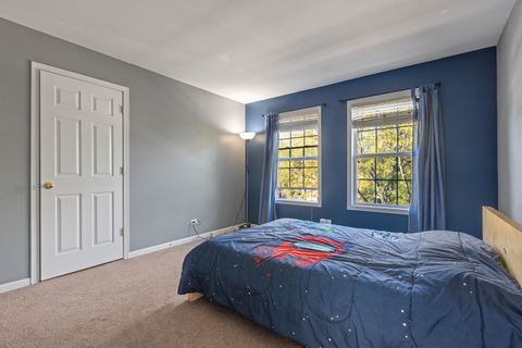 Tiny photo for 517 Meadowwood Lane, Oswego, IL 60543 (MLS # 12493806)