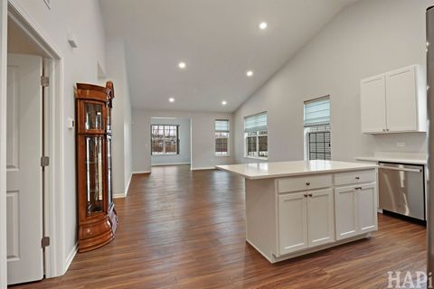 Tiny photo for 1058 Honey Locust Drive, Crystal Lake, IL 60012 (MLS # 12548752)