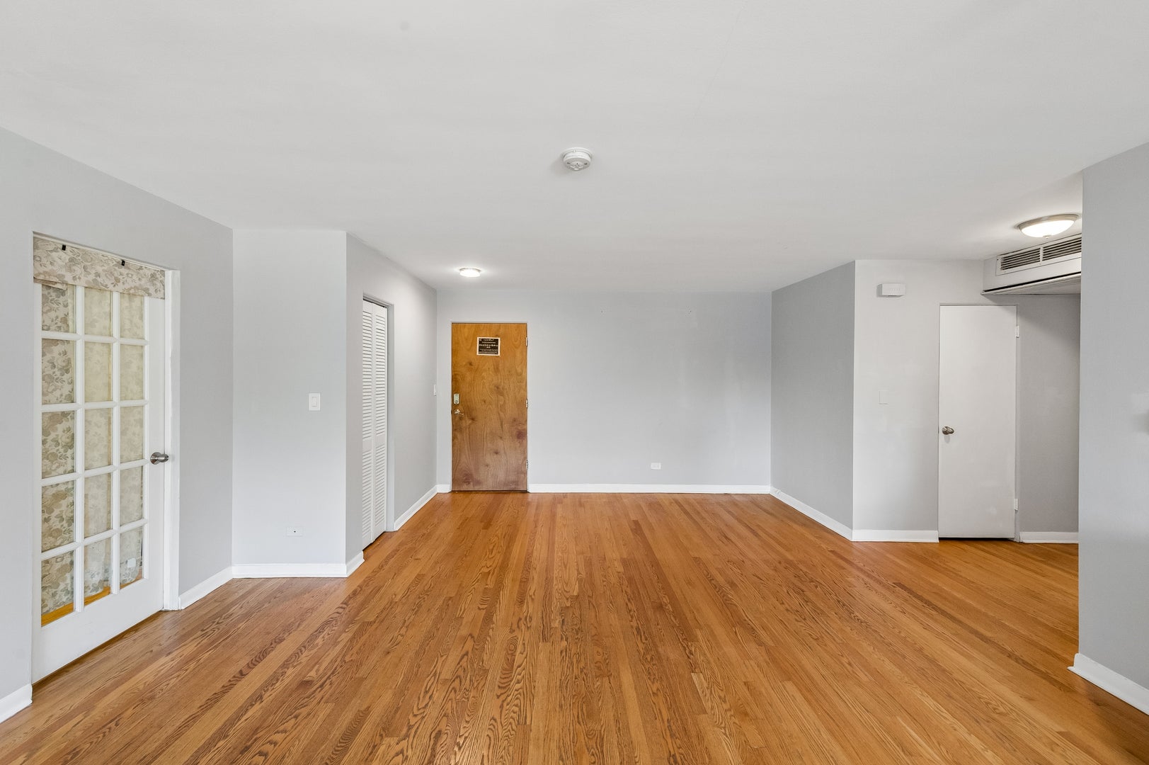 200 Ridge Avenue 1A