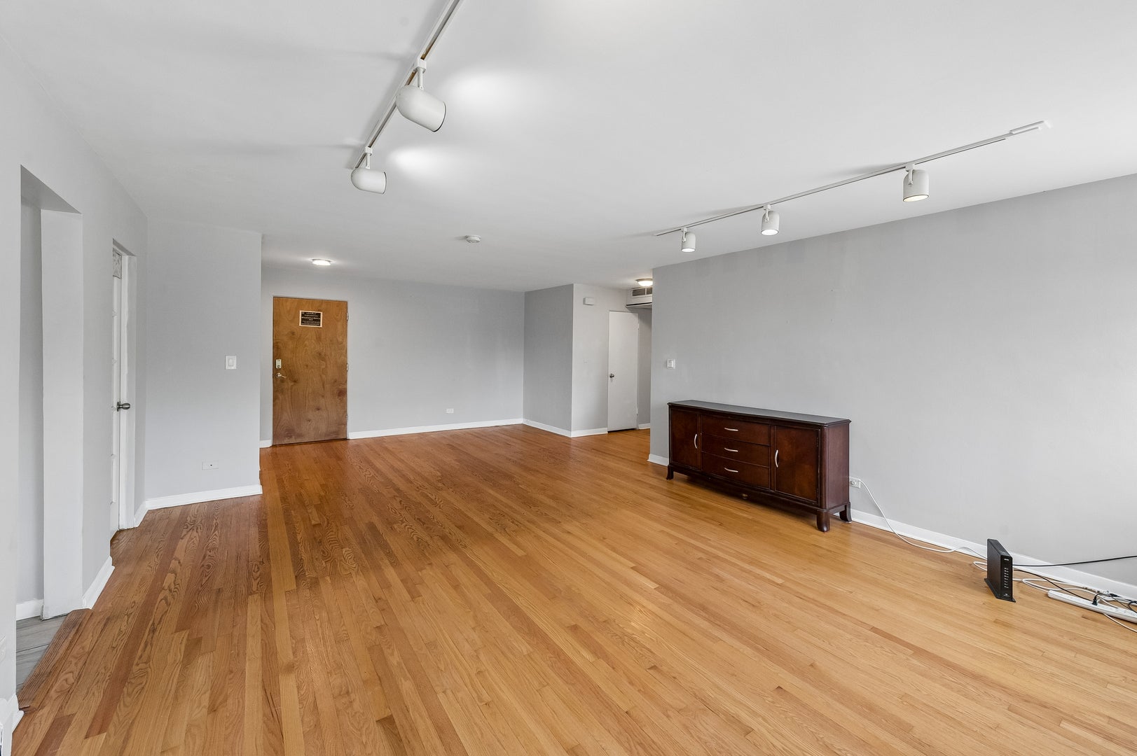 200 Ridge Avenue 1A