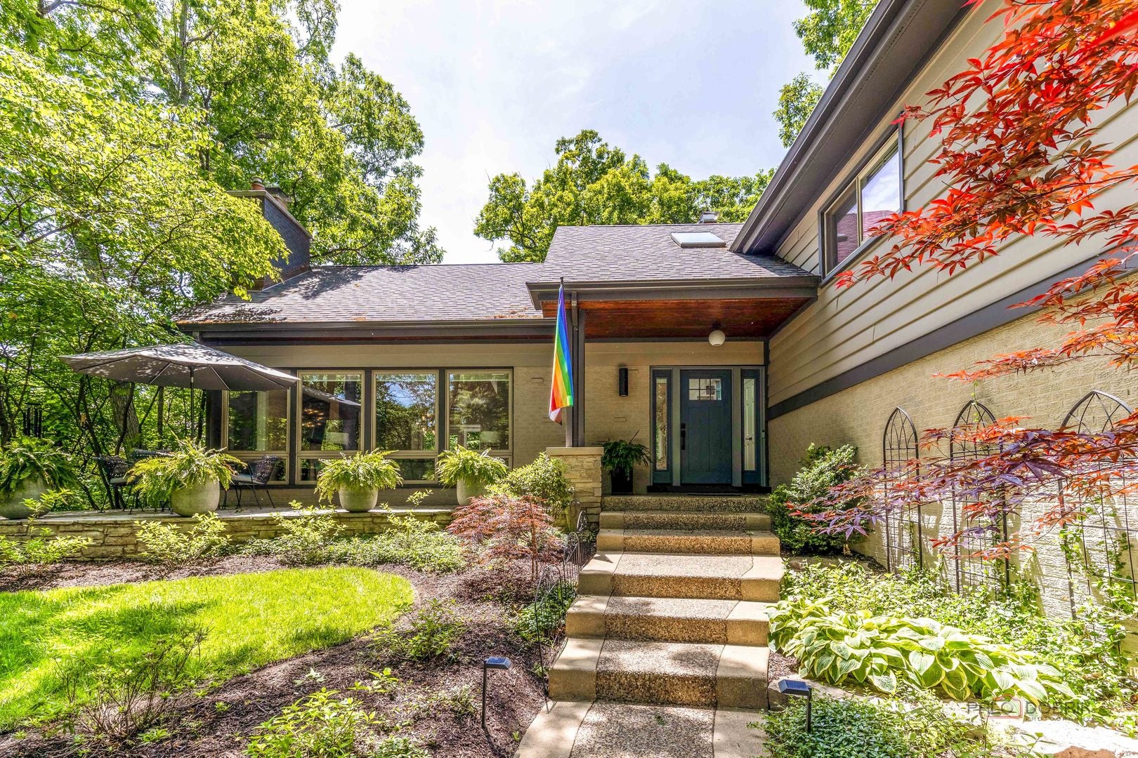 1310 Woodland Court W