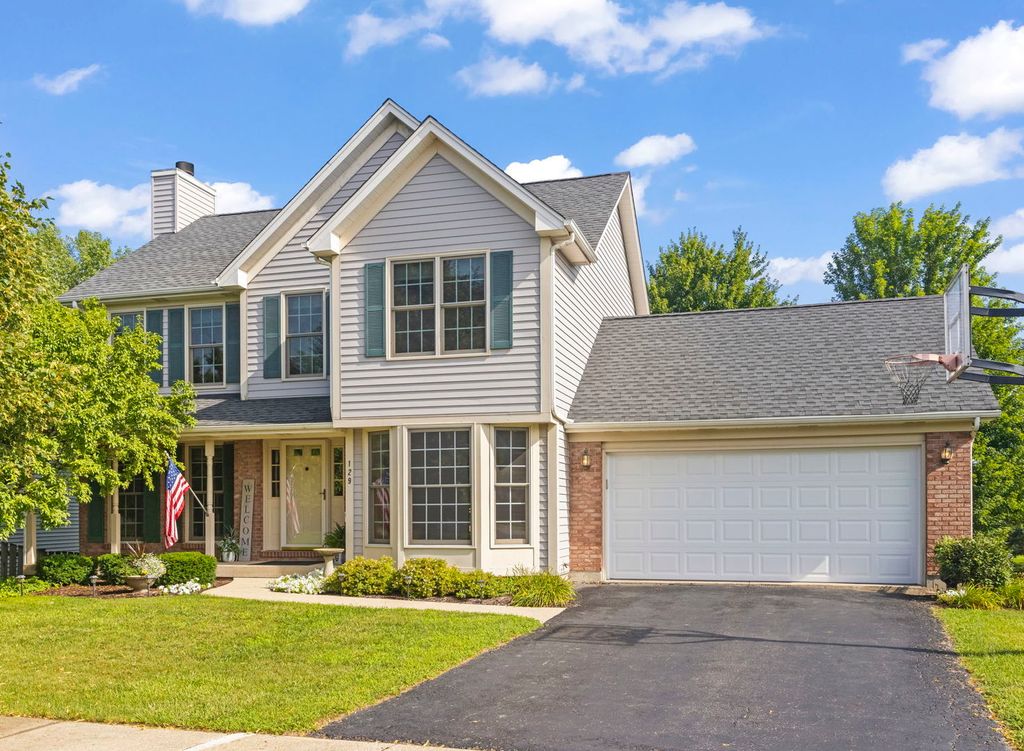 Photo for 129 Devonshire Drive, DeKalb, IL 60115 (MLS # 12486575)