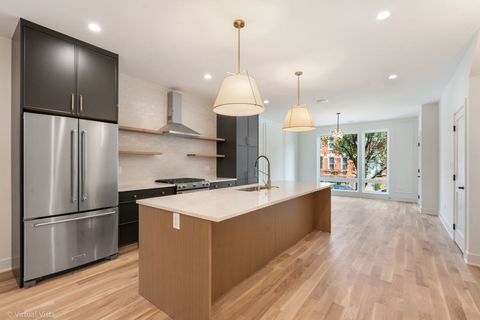 Tiny photo for 1530 W 18th Place #1, Chicago, IL 60608 (MLS # 12527907)