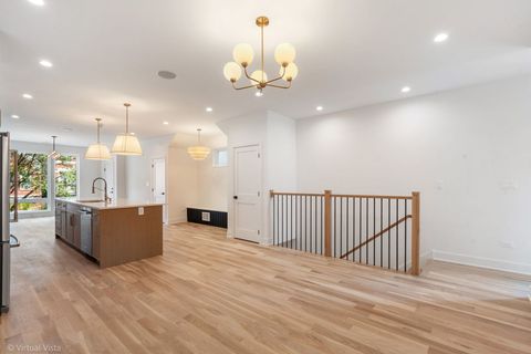 Tiny photo for 1530 W 18th Place #1, Chicago, IL 60608 (MLS # 12527907)