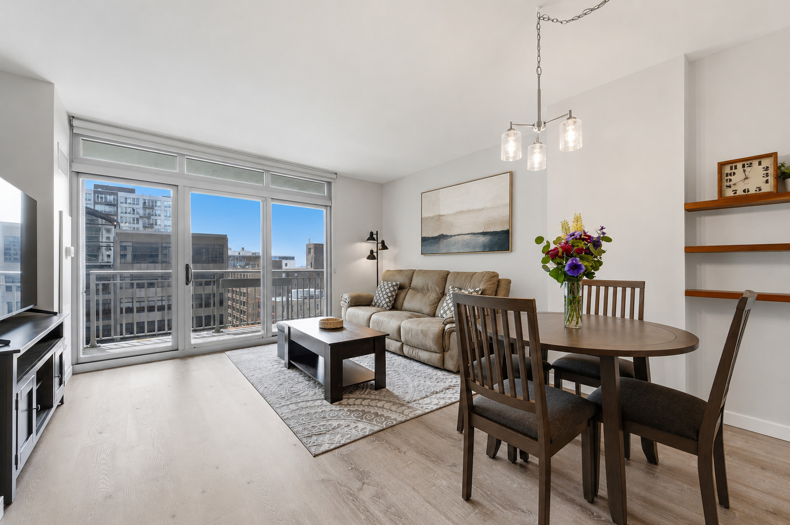 125 S Jefferson Street 1308