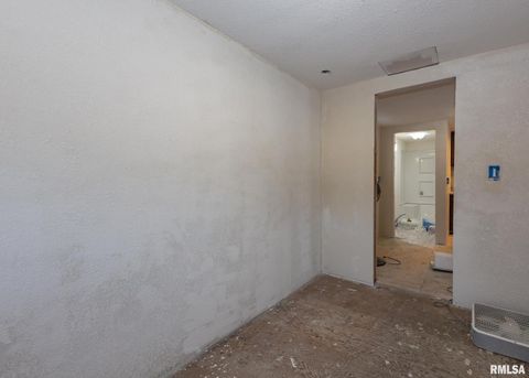 Tiny photo for 513 3RD Street, Camanche, IA 52730 (MLS # QC4270033)