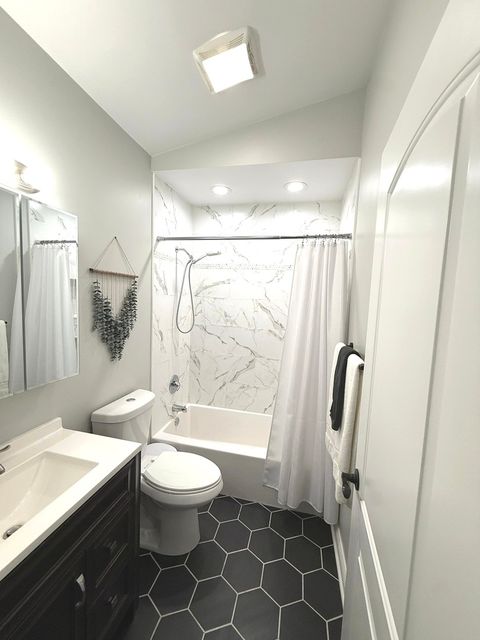 Tiny photo for 113 Walters Lane #2A, Itasca, IL 60143 (MLS # 12512066)