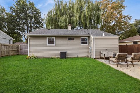 Tiny photo for 3100 Swallow Lane, Rolling Meadows, IL 60008 (MLS # 12491074)