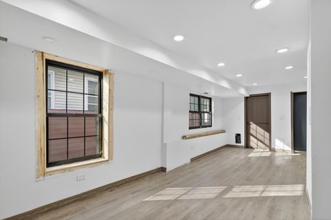 Tiny photo for 1836 Hartrey Avenue, Evanston, IL 60201 (MLS # 12569304)