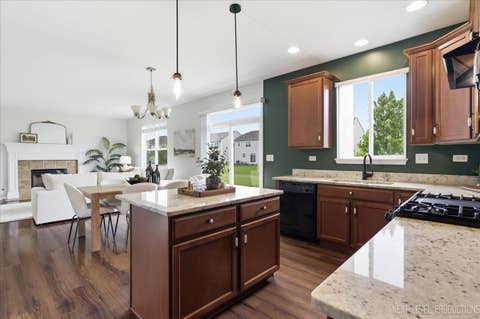 Tiny photo for 5734 OAK RIDGE Way, Lisle, IL 60532 (MLS # 12551682)