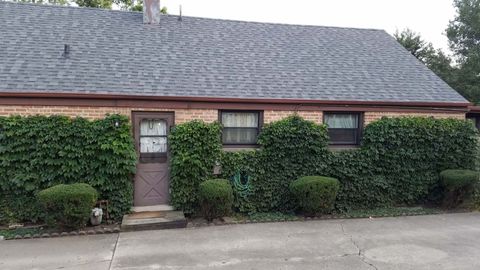 Tiny photo for 426 S Adeline Avenue, Addison, IL 60101 (MLS # 12477189)