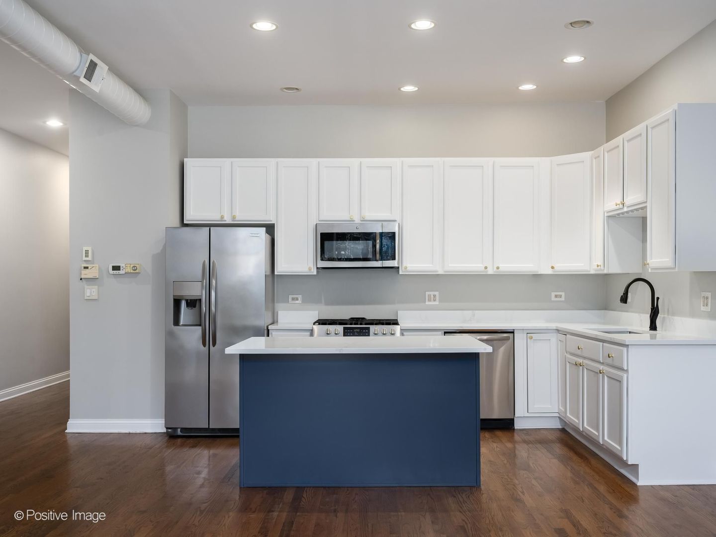 459 N Green Street 2S