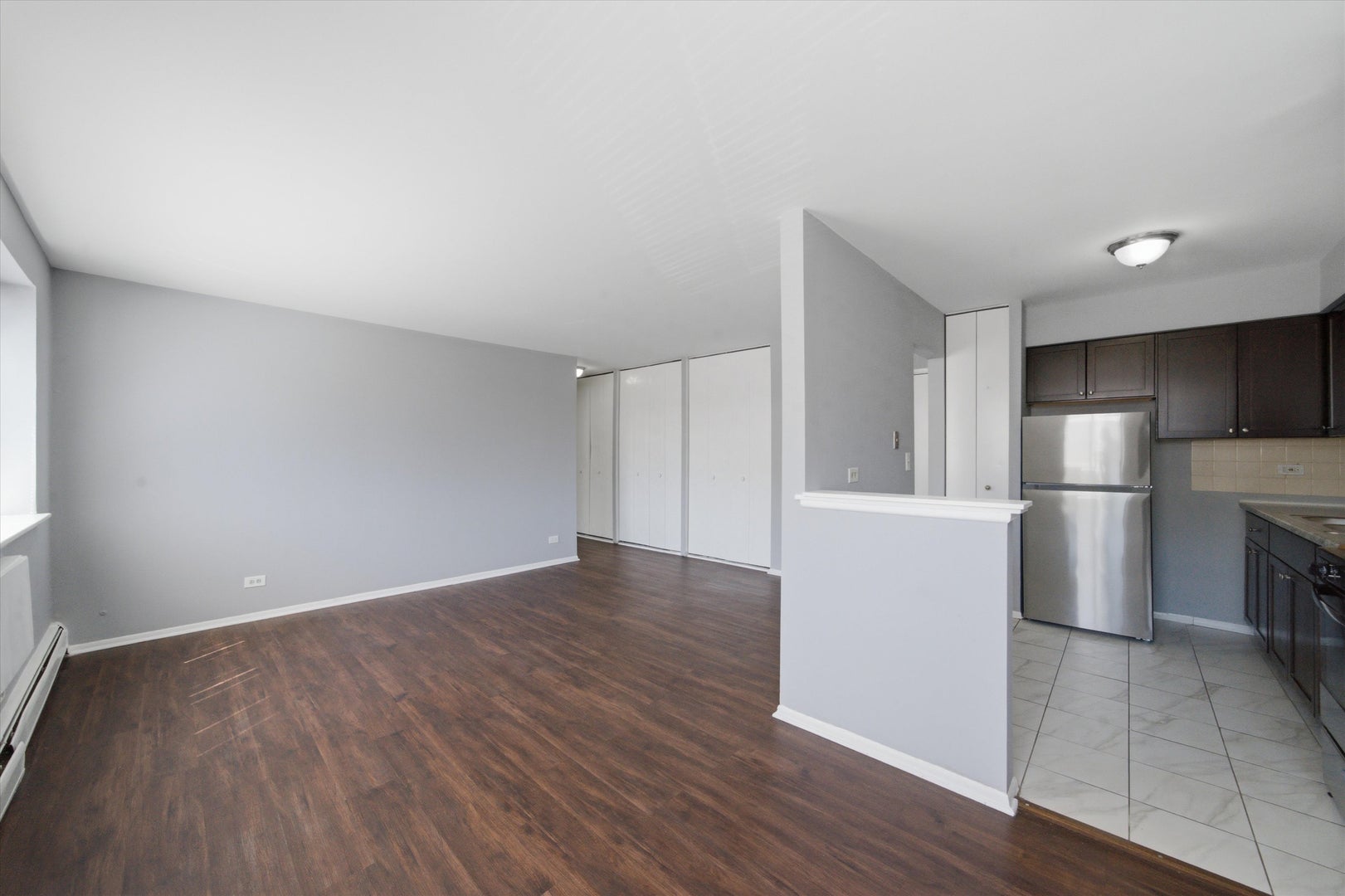 7320 N Rogers Avenue 210