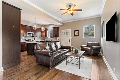 Tiny photo for 5101 N AVERS Avenue, Chicago, IL 60625 (MLS # 12630242)