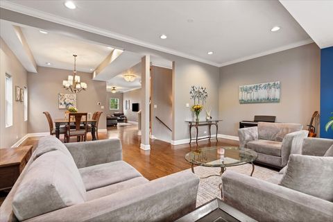 Tiny photo for 5101 N AVERS Avenue, Chicago, IL 60625 (MLS # 12630242)