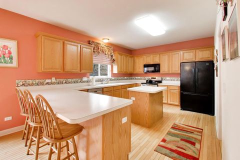 Tiny photo for 5660 Trinity Court, Gurnee, IL 60031 (MLS # 12611956)