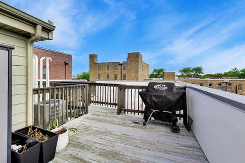 Tiny photo for 2140 W Rice Street #2E, Chicago, IL 60622 (MLS # 12734819)