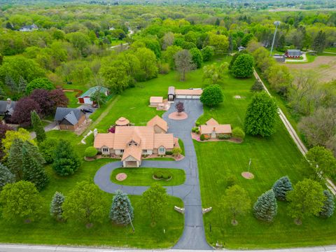 38W605 Silver Glen Road St. Charles IL 60175