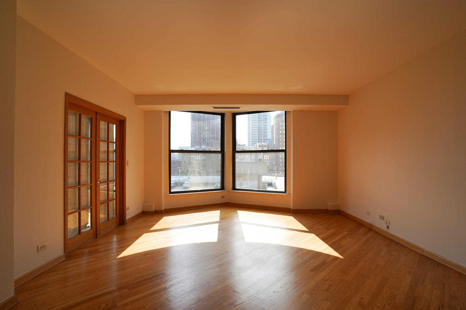 431 S Dearborn Street 806