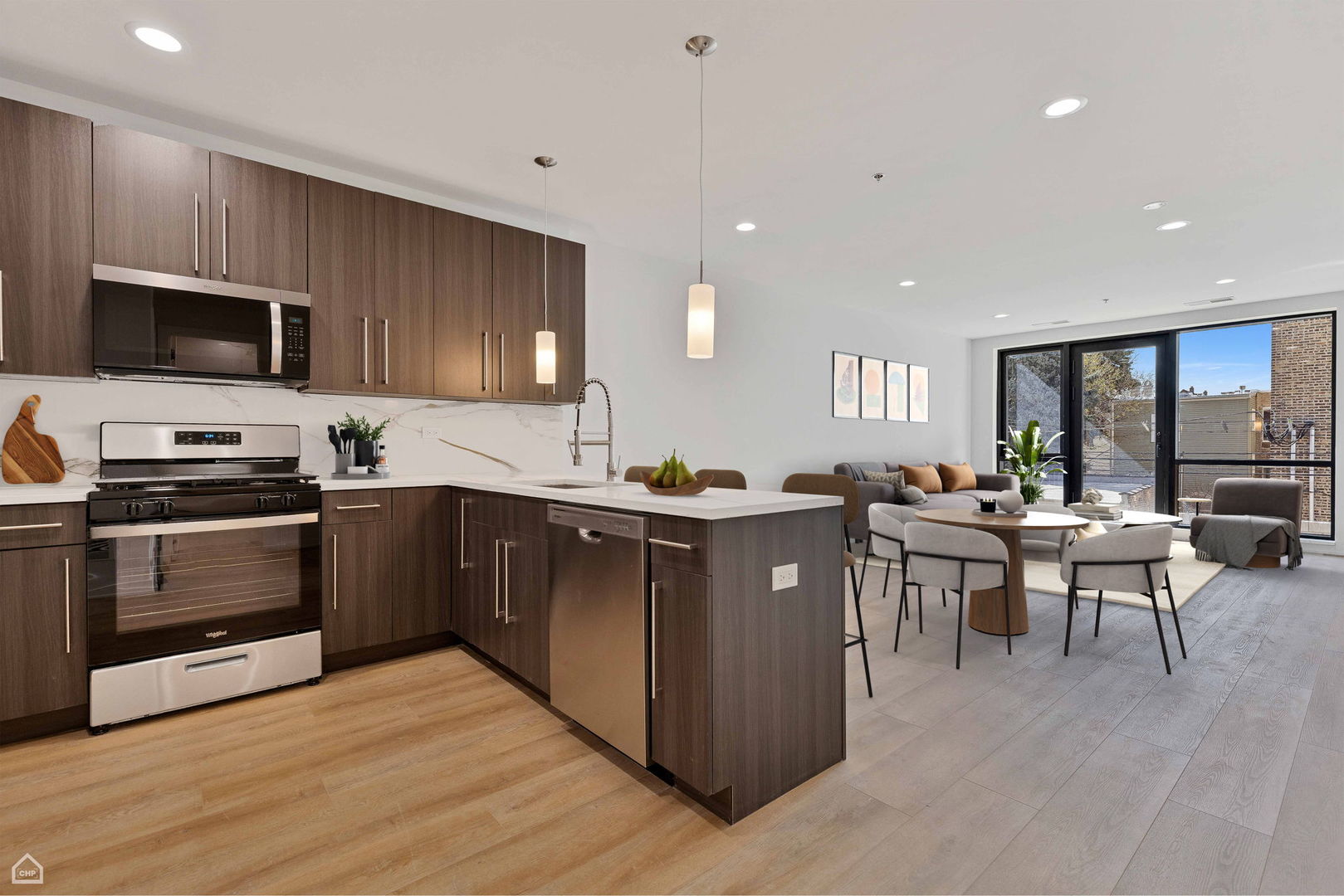 2839 W Belmont Avenue 301