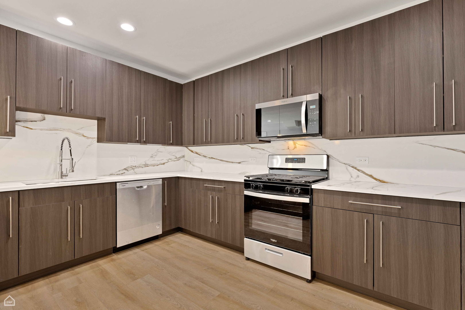 2839 W Belmont Avenue 301
