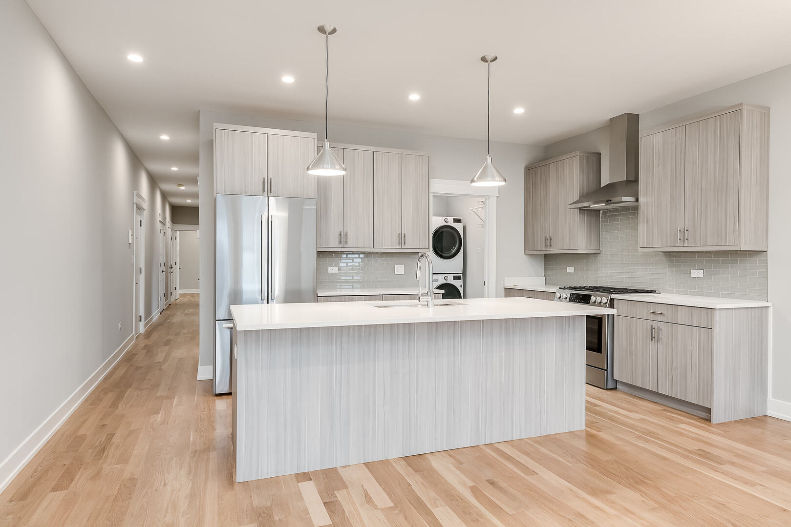 2145 S Halsted Street 4S