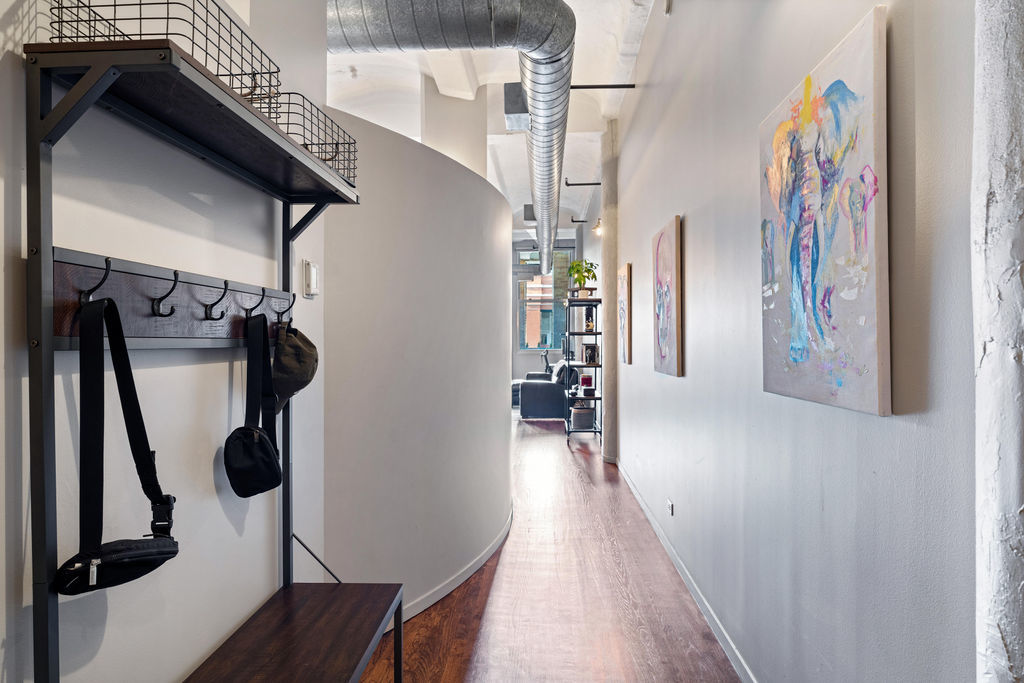 1000 W Washington Boulevard 420