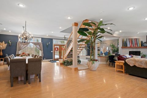 Tiny photo for 28W280 Oak Creek Court, West Chicago, IL 60185 (MLS # 12552542)