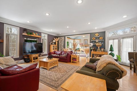 Tiny photo for 28W280 Oak Creek Court, West Chicago, IL 60185 (MLS # 12552542)