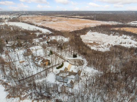 Tiny photo for 28W280 Oak Creek Court, West Chicago, IL 60185 (MLS # 12552542)