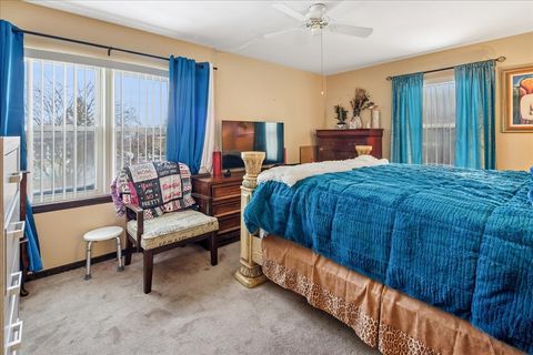 Tiny photo for 475 SHENSTONE Road #304, Riverside, IL 60546 (MLS # 12564083)