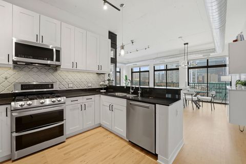 Tiny photo for Chicago, IL 60607 (MLS # 12504394)