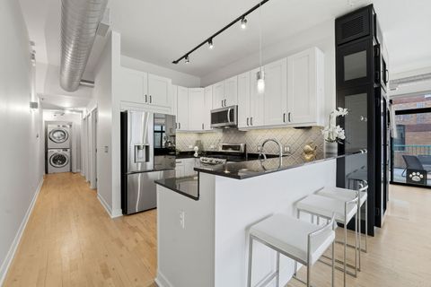 Tiny photo for Chicago, IL 60607 (MLS # 12504394)