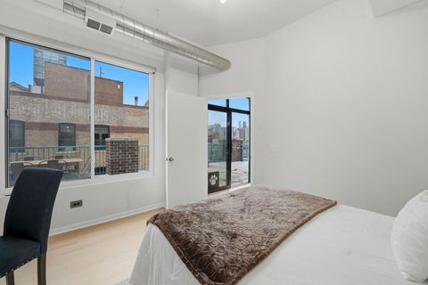 Tiny photo for Chicago, IL 60607 (MLS # 12504394)