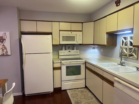 Tiny photo for 4221 Saratoga Avenue #115A, Downers Grove, IL 60515 (MLS # 12795115)