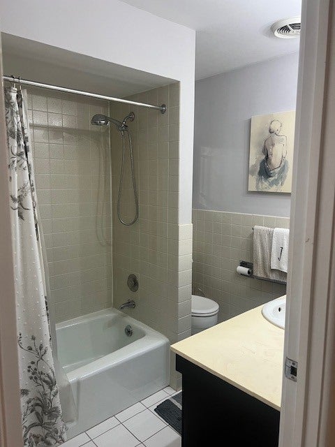 Tiny photo for 4221 Saratoga Avenue #115A, Downers Grove, IL 60515 (MLS # 12795115)
