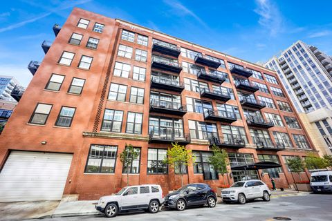 525 W Superior Street 322 Chicago IL 60654