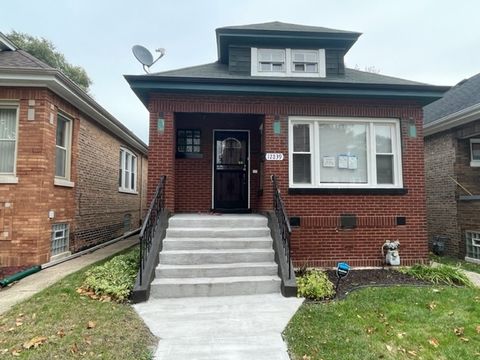 Photo of 12239 S Parnell Avenue, Chicago, IL 60628 (MLS # 12298642)