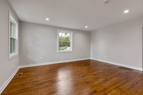 Tiny photo for Franklin Park, IL 60131 (MLS # 12587419)