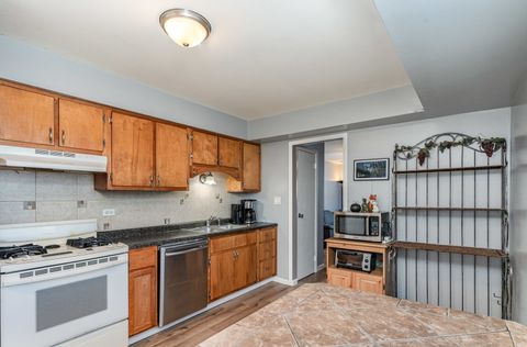 Tiny photo for 16753 91st Avenue, Orland Hills, IL 60487 (MLS # 12491609)