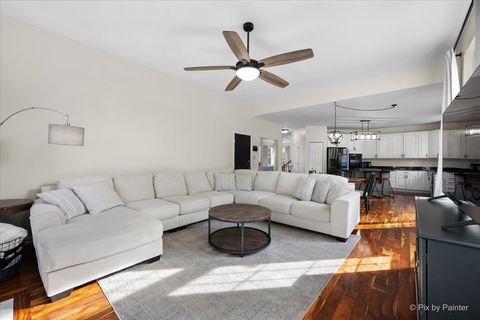 Tiny photo for 1412 Redwing Drive, Antioch, IL 60002 (MLS # 12513308)