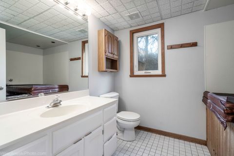 Tiny photo for 403 Whipple Lane, Westmont, IL 60559 (MLS # 12600374)