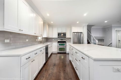 Tiny photo for 403 Whipple Lane, Westmont, IL 60559 (MLS # 12600374)