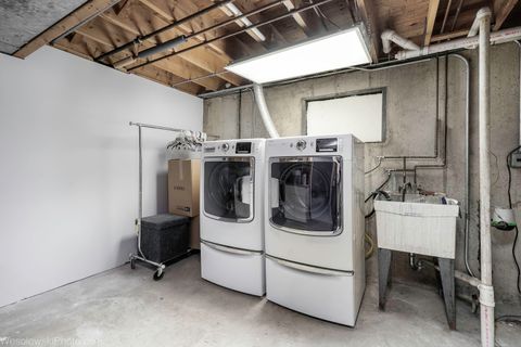 Tiny photo for 403 Whipple Lane, Westmont, IL 60559 (MLS # 12600374)