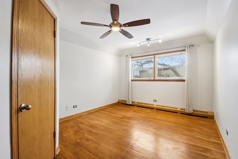 Tiny photo for 527 W Eastman Street #2C, Arlington Heights, IL 60005 (MLS # 12593777)