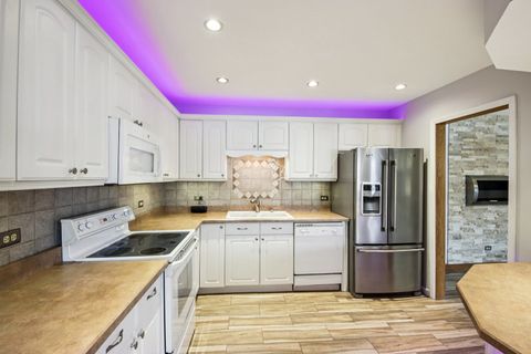 Tiny photo for 527 W Eastman Street #2C, Arlington Heights, IL 60005 (MLS # 12593777)