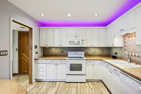 Tiny photo for 527 W Eastman Street #2C, Arlington Heights, IL 60005 (MLS # 12593777)