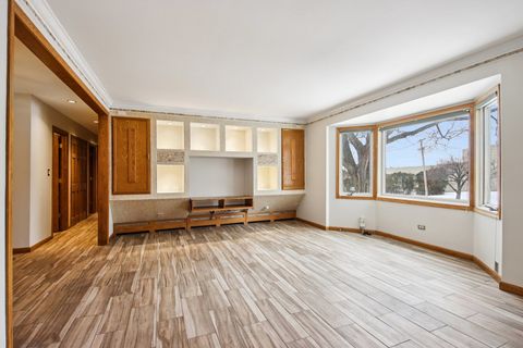 Tiny photo for 527 W Eastman Street #2C, Arlington Heights, IL 60005 (MLS # 12593777)